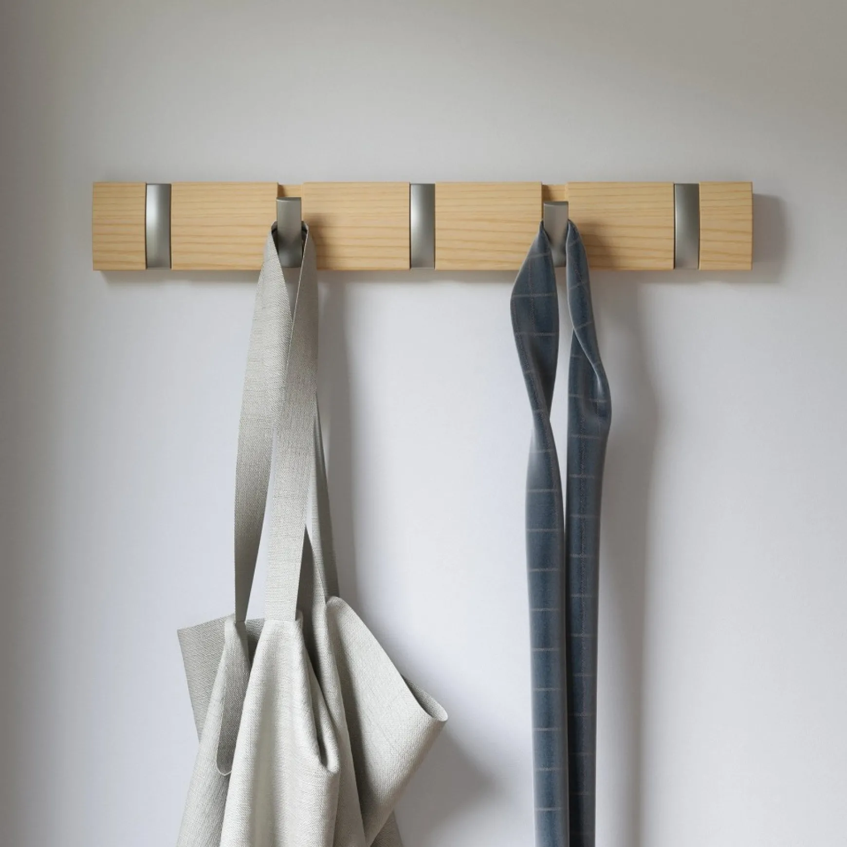 Handles & Hooks*Umbra 5 Wall Hooks - Flip