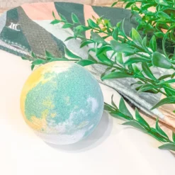 Bath Products*Kozy x Three Wix & CO Bath Bomb - White Tea & Pear