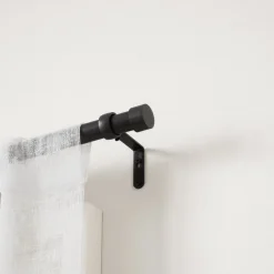 Poles & Curtains*Umbra Black Curtain Rod - Cappa