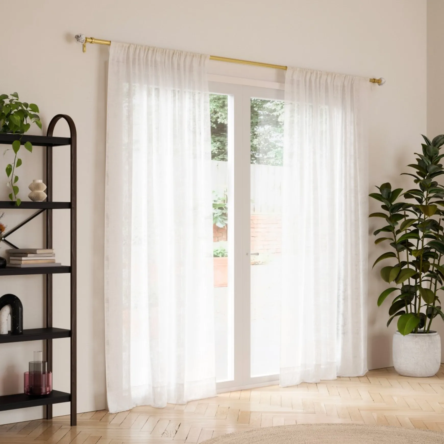 Poles & Curtains*Umbra Gold Curtain Rod - Venus