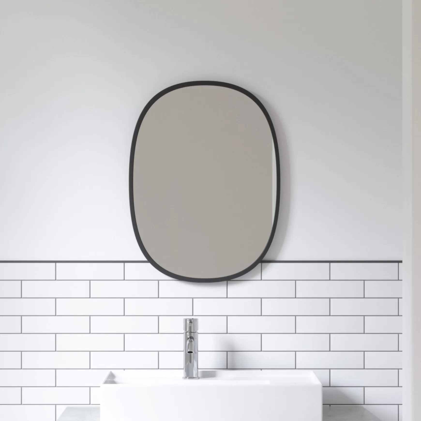 Mirrors*Umbra Oval Mirror - Hub