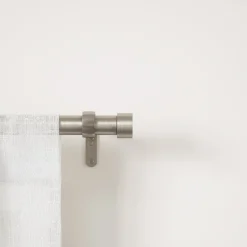 Poles & Curtains*Umbra Silver Curtain Rod - Cappa