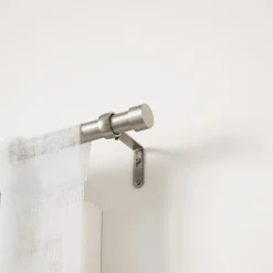 Poles & Curtains*Umbra Silver Curtain Rod - Cappa