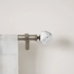 Poles & Curtains*Umbra Silver Curtain Rod - Venus